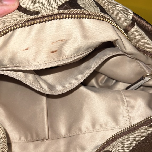 Coach - Picture 5 of 5